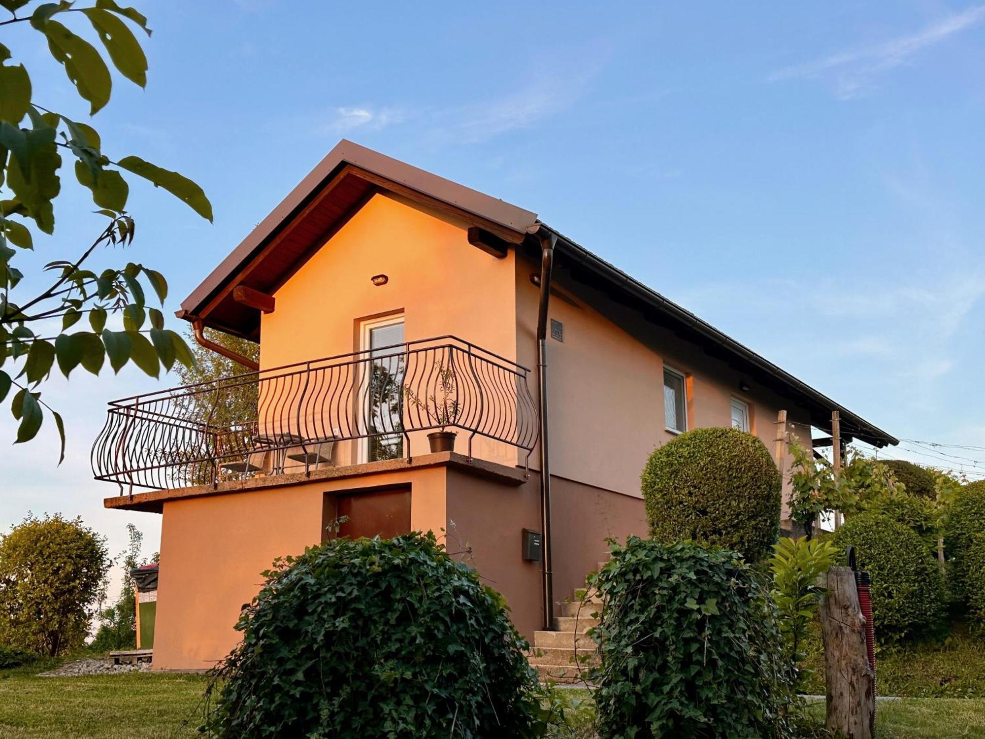 Holiday House Tomajna Podlehnik المظهر الخارجي الصورة